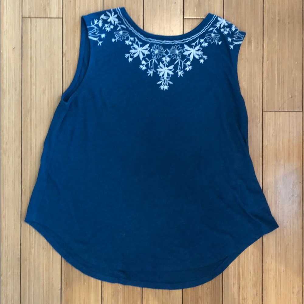 Turquoise floral embroidered old navy top